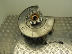 Tesla 1044123-00-B / 104412300B Model Y 2022 Logement de roulement de roue Left Rear