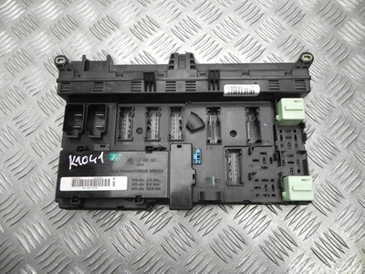 BMW 8380407 X5 (E53) 2004 Boîte à fusibles - Image 1