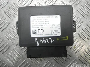 Mercedes-Benz A 246 900 34 17 / A2469003417 A-CLASS (W176) 2016 Aparato de mando