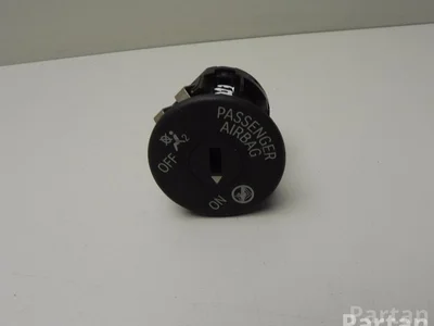 BMW 9326501 2 Convertible (F23) 2016 Interrupteur de désactivation de l'airbag passager - Image 1