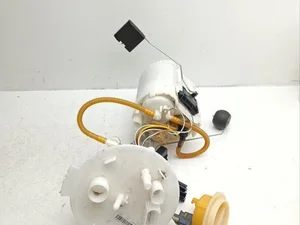 Land Rover HY329H307AA, A2C10480800, 0133064631 Defender Station Wagon (L663) 2022 Fuel Pump