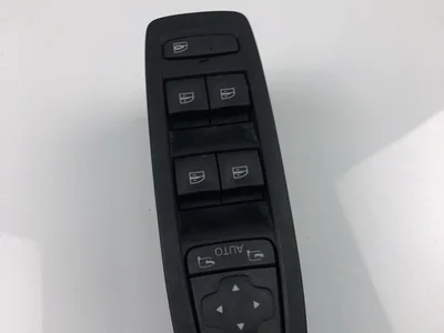 Renault E32439-05 / E3243905 MEGANE IV (B9A/M_) 2018 Bouton de lève-vitre - Image 1