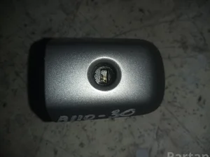 Volvo 8679169 V50 (MW) 2008 Serrure de porte Right Front