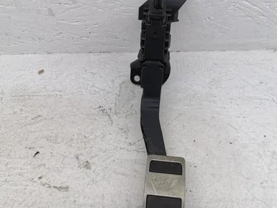 Ford LX619F836DA Kuga III 2020 Akseleratoriaus pedalas - Nuotrauka 1