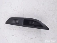 Peugeot 98044803 208 II (P21) 2021 Bouton de lève-vitre