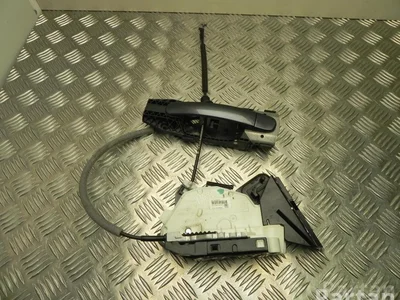 Škoda 5E0 839 015 / 5E0839015 YETI (5L) 2014 Durų užraktas kairysis galinis - Nuotrauka 1