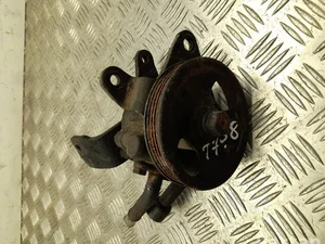 Nissan 3X01A NP300 NAVARA (D40) 2010 Pompe de la directon assistée