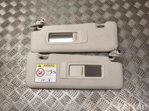 BMW 5 A2B AC2, 5 A2B AB5 / 5A2BAC2, 5A2BAB5 X5 (G05) 2021 Osłona przeciwsłoneczna z lusterkiem zestaw