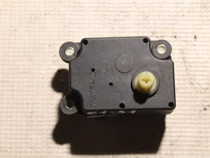 Volvo 74935 V70 II (SW) 2003 Moteur de réglage pour volet de régulation