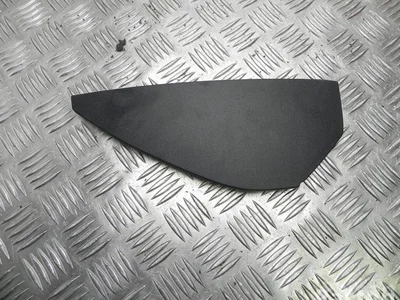 Tesla 1028359-00-A / 102835900A MODEL S 2015 Garniture de panneau latéral - Image 1