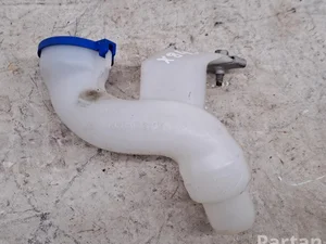 Ford LJ6B17C615BA Kuga III 2020 Réservoir d'eau de nettoyage