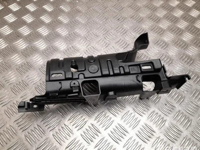 Tesla 1055048-06-J / 105504806J MODEL X 2019 Un autre détail de finition - Image 1