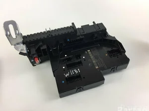 Mercedes-Benz 2129003822 E-CLASS (W212) 2014 Caja de fusibles