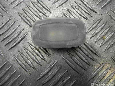 Mercedes-Benz A 000 906 43 05 / A0009064305 GLE (W167) (2019 ...) 2019 Lumière intérieure - Image 1