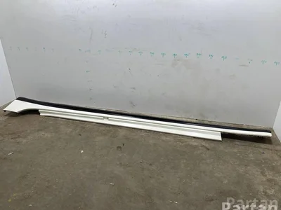 Maserati QUATTROPORTE VI 2014 Garniture de seuil  - Image 1