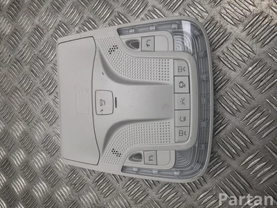 Gebrauchtes Original Mercedes-Benz A 447 900 61 14 / A4479006114 EQV (W447) 2020 Innenbeleuchtung - Bild 1