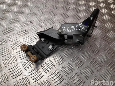 Renault 824132459R KANGOO III 2021 Türscharnier hinten links - Bild 1