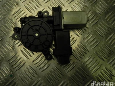 Alfa Romeo 1060735 GIULIETTA (940_) 2011 Moteur de lève-vitre Right Rear - Image 1