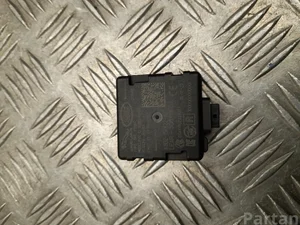 Jaguar K8D2-15K622-AB / K8D215K622AB I-PACE 2021 Unité de commande pour le contrôle du trappe de toit électrique