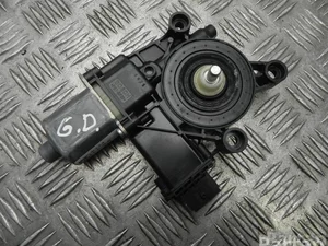 Alfa Romeo M16226, 0130822070 STELVIO (949_) 2020 Moteur de lève-vitre Right Rear