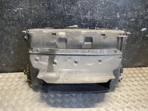 Porsche 97010613103, 97010606106, 97010603231 PANAMERA (970) 2011 Radiateur complect Refroidisseur d'air comprimé intermédiaire Ventilateur de radiateur Condenseur