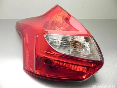 Ford BM51-13405-AK / BM5113405AK FOCUS III 2013 Feu arrière - Image 1