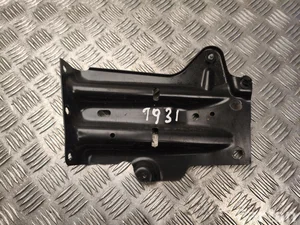 Mercedes-Benz A 296 620 47 01 / A2966204701 EQE SUV (X294) 2023 Motorhalter