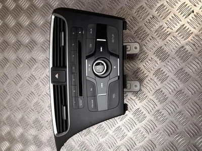 Honda 39100-TV1-G012-M1 / 39100TV1G012M1 CIVIC IX (FK) 2015 Radio / CD - Image 1