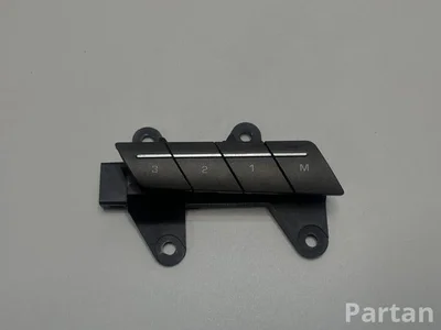 Land Rover BJ3214776BC ; LEFT / BJ3214776BC, LEFT RANGE ROVER EVOQUE (L538) 2016 Interrupteur à mémoire pour le réglage du siège - Image 1