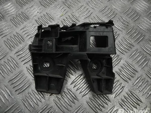 Volkswagen 3G9 807 483 A / 3G9807483A PASSAT Variant (3G5) 2017 Support pour pare-chocs