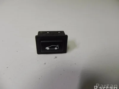 BMW 9200316 3 (F30, F80) 2013 Bouton du coffre à bagages - Image 1