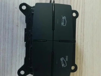 Mercedes-Benz A 166 905 11 51 / A1669051151 M-CLASS (W166) 2014 Commutateur multiple - Image 1