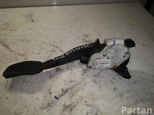 Volvo 30683517 V70 II (SW) 2006 Pedał gazu