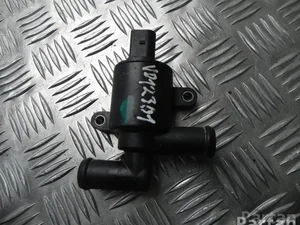 Škoda 4H0 121 671 D / 4H0121671D SUPERB III Estate (3V5) 2017 Pompe à eau supplémentaire