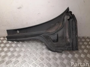 Audi 82B 819 403 B / 82B819403B A1 Sportback 2019 Wiper Trim
