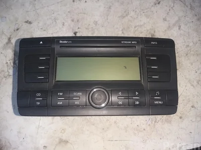 Škoda 1Z0035161C OCTAVIAII (1Z3) 2006 Radio / lecteur CD - Image 1