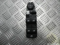 BMW 6832720 5 (G30) 2019 Langų pakėlimo mygtukas
