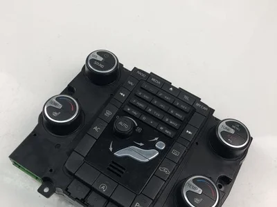 Volvo 30795271 XC60 2011 Contrôle automatique de la climatisation - Image 1