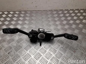 Škoda 6C0 953 501 H / 6C0953501H FABIA III Kombi (NJ5) 2015 Kombischalter Lenkstockschalter