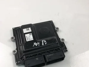 Volvo 32253221 V60 2018 Motorsteuergerät
