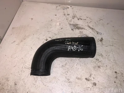 Volvo 08699419 XC90 I 2004 Tuyau de radiateur - Image 1