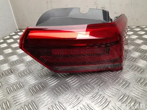 Volkswagen 10A 945 096 B / 10A945096B ID.3 2024 Lampy tylne z prawej