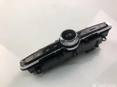 Volvo P31456672 XC40 2018 Contrôle automatique de la climatisation - Image 1