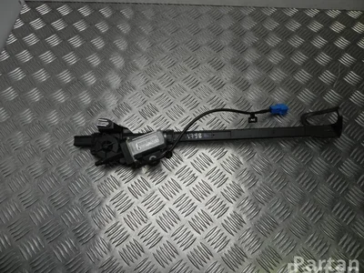 Mercedes-Benz A 205 860 02 82 / A2058600282 C-CLASS Coupe (C205) 2016 Moteur électrique - Image 1