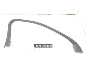 Bentley 36A867587 BENTAYGA 2017 Накладка рамы окна слева спереди