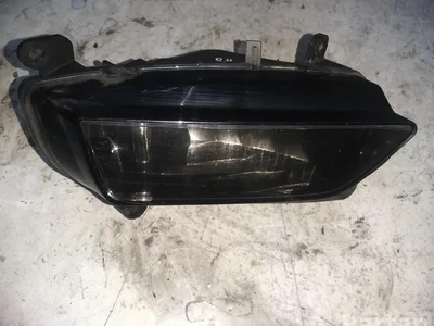 Audi 1NE 010 832 03 / 1NE01083203 A5 (8T3) 2012 Projecteur antibrouillard - Image 1