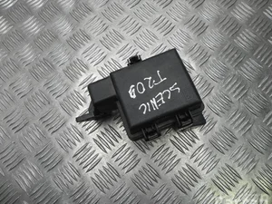 Renault 6351-2588 / 63512588 SCÉNIC III (JZ0/1_) 2014 Boîte à fusibles