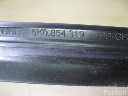 VW 5K0 854 319 / 5K0854319 GOLF VI (5K1) 2011 Channel sealing Left Front