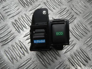 Nissan 969TK 5SH0A / 969TK5SH0A LEAF (ZE1) 2021 Commutateur multiple
