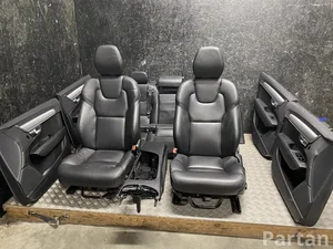Volvo V90 II 2019 Fotele, Kanapa, Komplet Panel drzwi Podłokietnik 